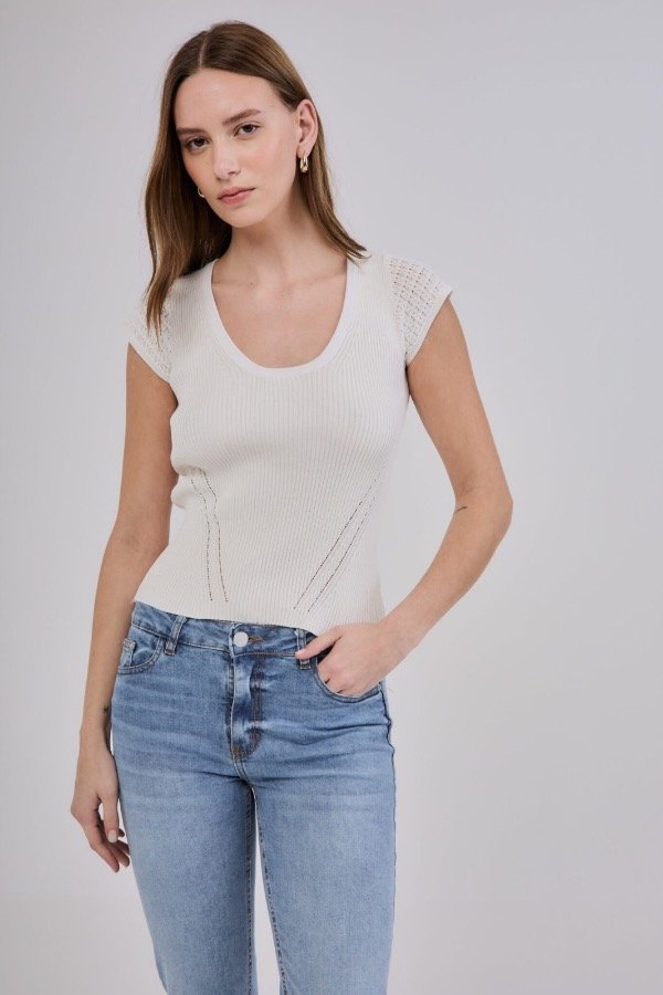 Producto - Remera Gerbera Importada Negro - 3