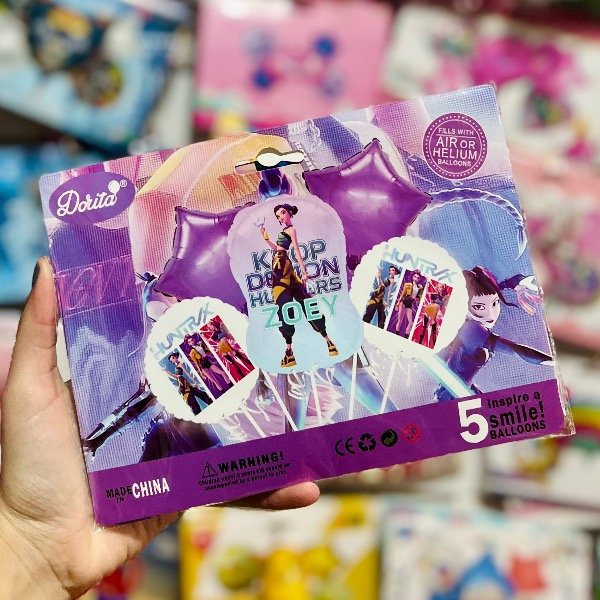 Producto - Set de globos LAS GUERRERAS K-POP ZOEY 5 pcs
