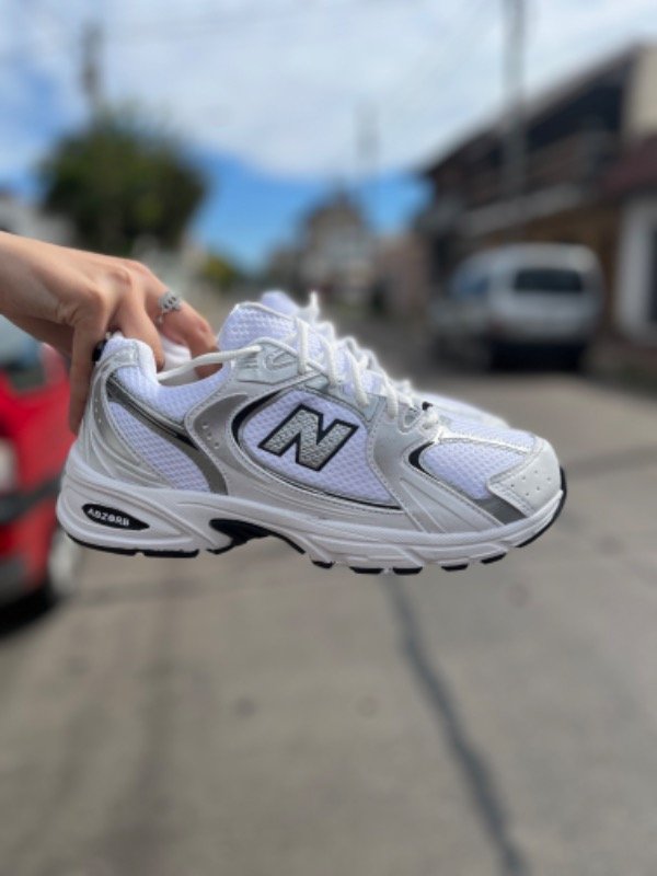 Producto - NEW BALANCE 530 CLASIC