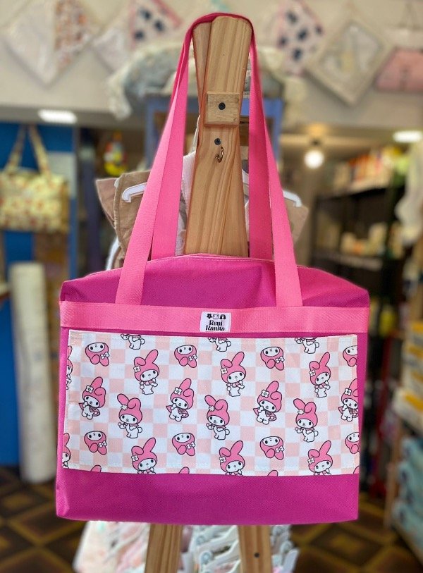 Producto - Bolso maternal reni ranita fucsia hello kity
