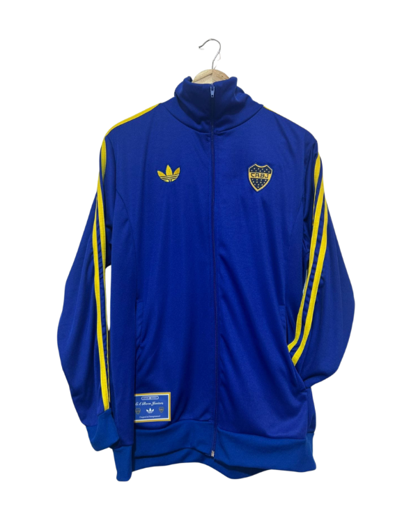 Producto - CAMPERA TERRACE ICON - BOCA JUNIORS 2025/26