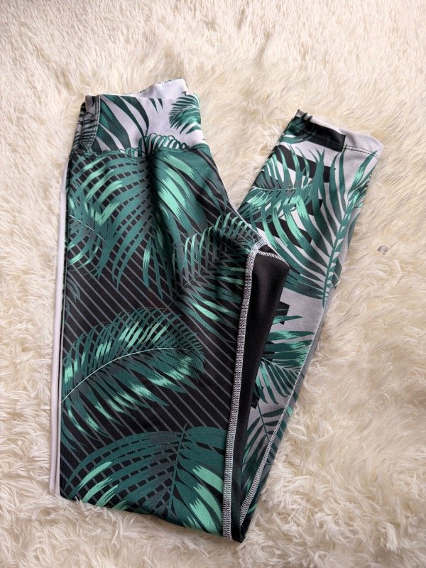 Producto - Calza Taiyo fitness detalles verdes