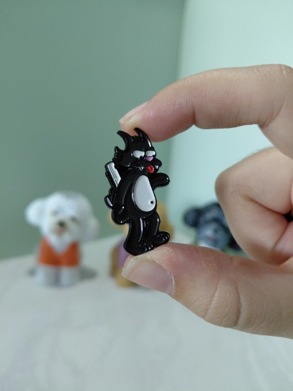 Producto - Pin metalizado - Tomy de Los Simpson versión Halloween #3303