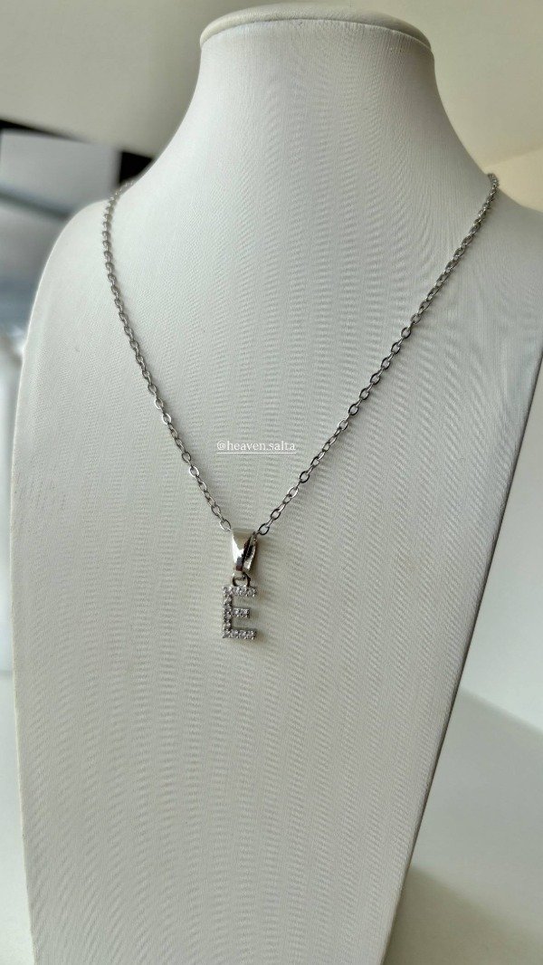 Producto - Collar Inicial acero plateado strass