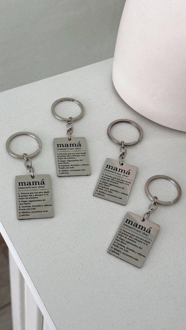 Producto - Llavero rectangular 4cm grabado DESCRIPCIÓN MAMÁ - 0