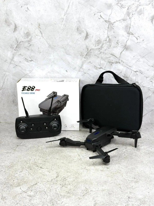Producto - Drone con control remoto y cámara E88 PRO