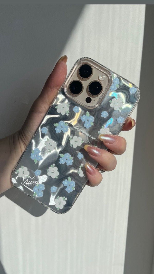 Producto - Case holografica flores celestes y blancas
