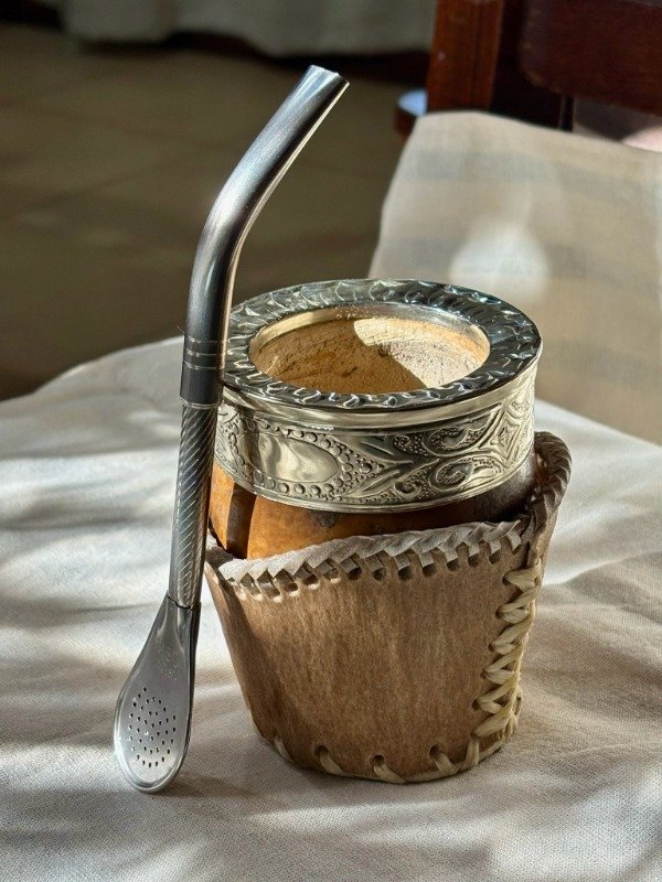 Producto - MATE IMPERIAL CINCELADO CON BASE A TIENTO - 2