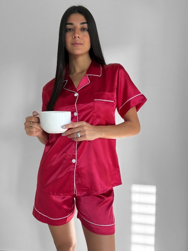 Producto - Pijama Saten Corto Rojo