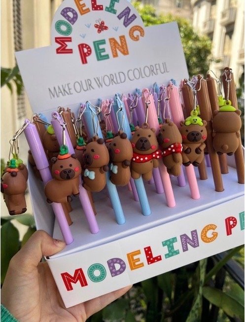 Producto - Promo 12 lapiceras con llavero capibara