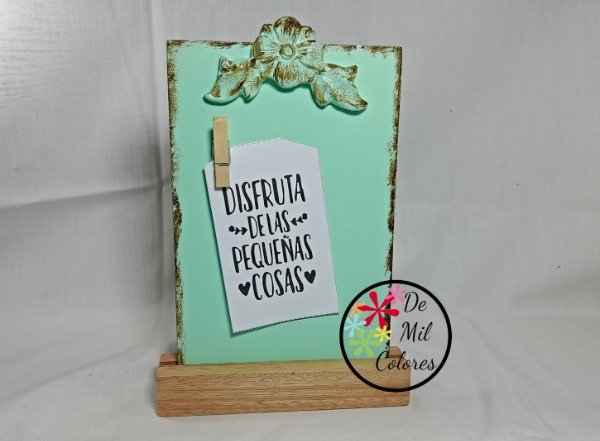 Producto - Porta Notas con moldura flor color verde calma