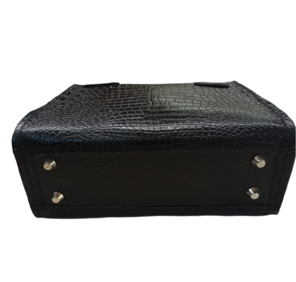 Producto - Cartera de mano cuero croco modelo "KL" - 3