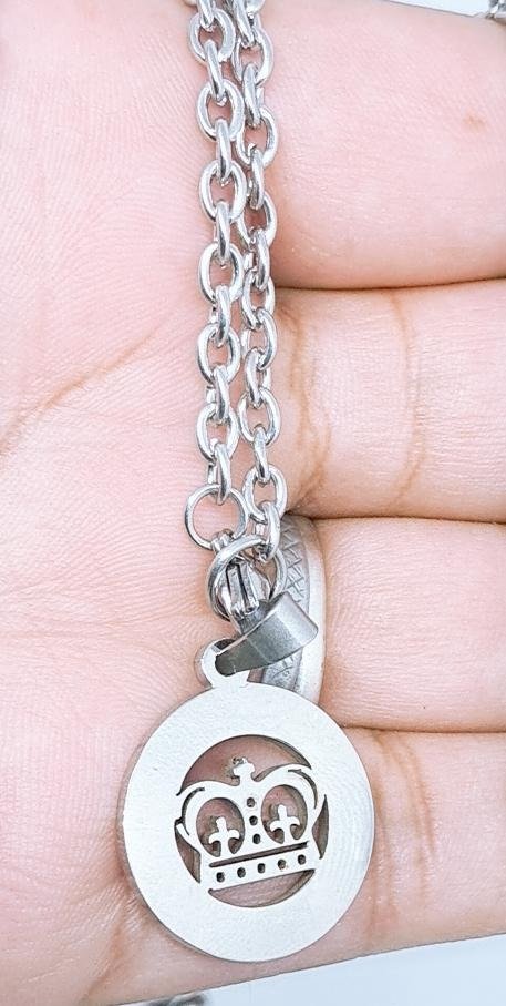Producto - Pulsera Dije  redondo con una coronita