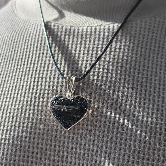 Producto - TURMALINA NEGRA EN CORAZON