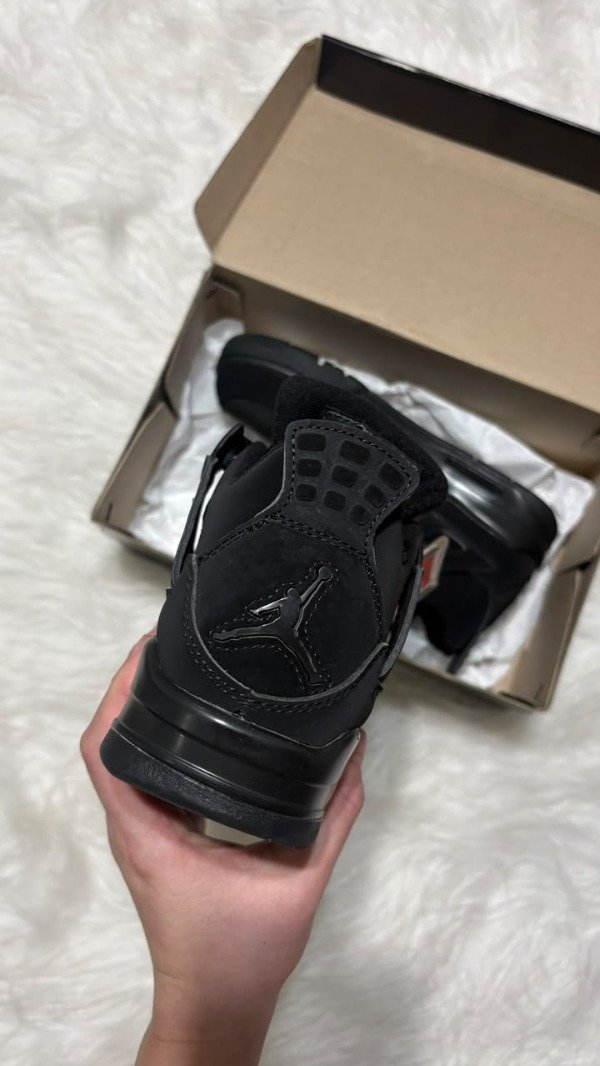 Producto - JORDAN RETRO 4 BLACK CAT - 2