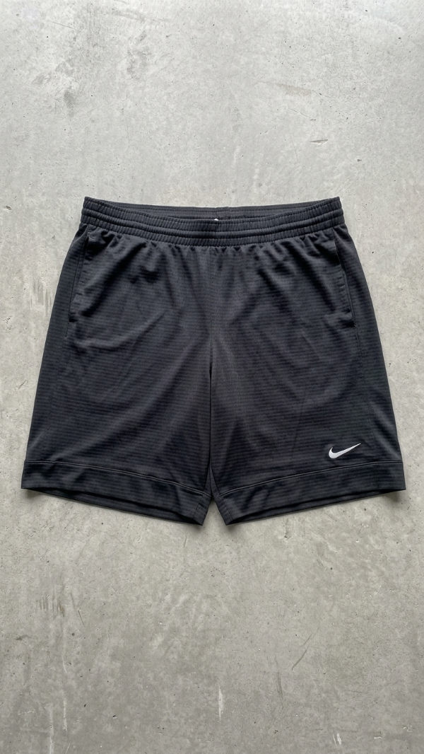 Producto - SHORT NIKE NEGRO OG