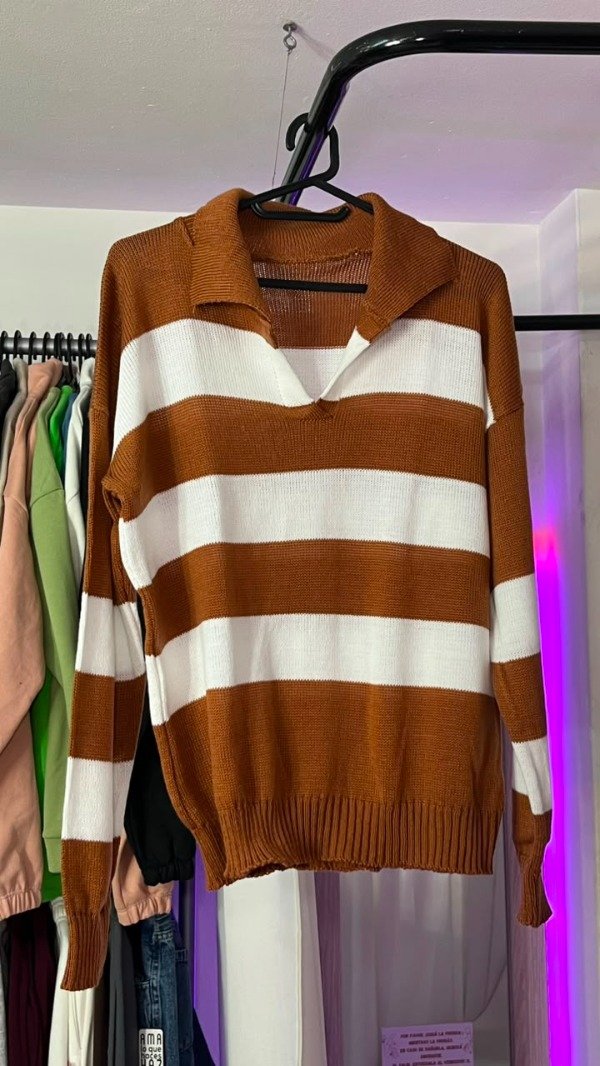 Producto - Sweater Chomba Líneas - 1