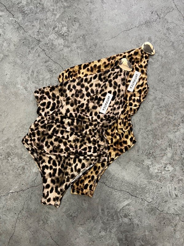 Producto - Body curvy print