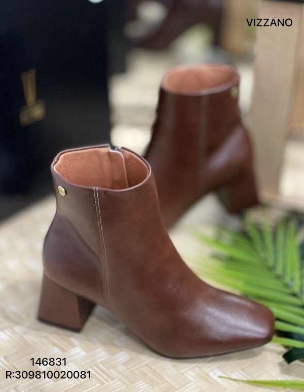 Producto - Botas vizzano café -0120