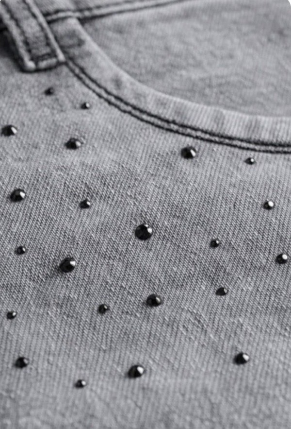 Producto - Jeans chupin elastizado con tachas - 3