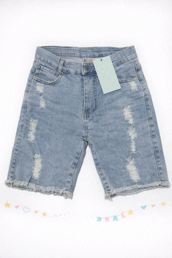 Producto - Bermuda Chupin roturas denim claro