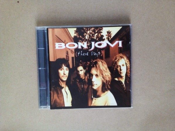 Producto - These days - Bon Jovi - PolyGram 1995