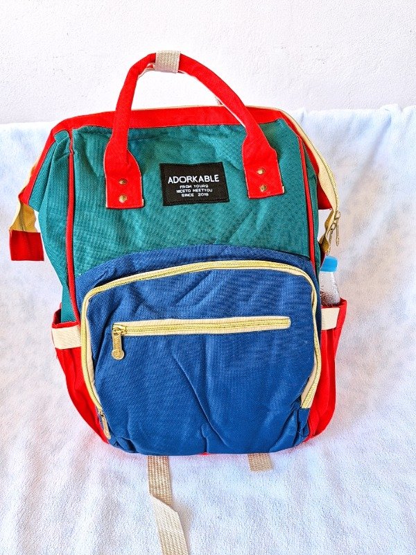 Producto - Mochila maternal DANA verde/rojo/azul