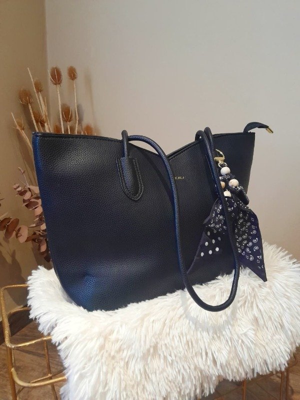 Producto - Cartera Sakali con charm con moño - 2
