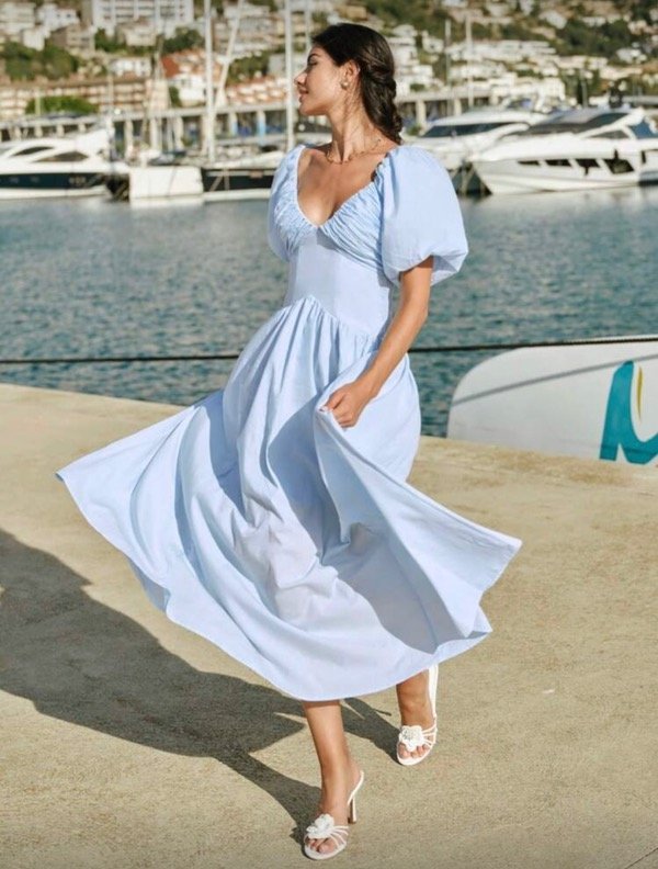 Producto - Vestido romántico con mangas princesa azul pastel talle S