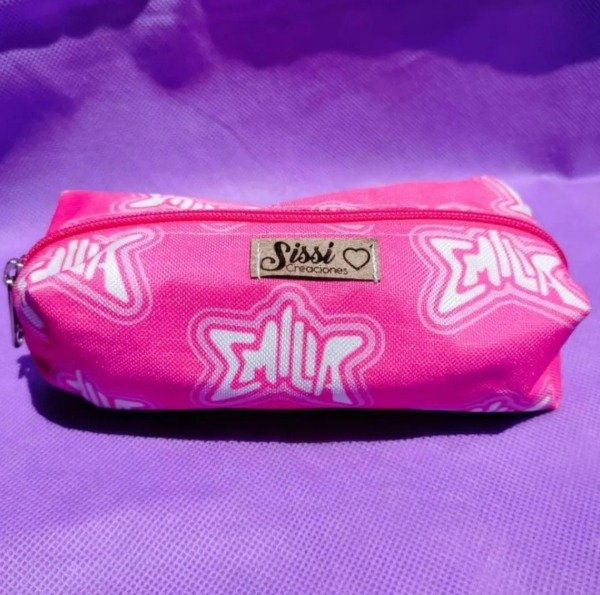 Producto - Cartuchera de Emilia Mernes