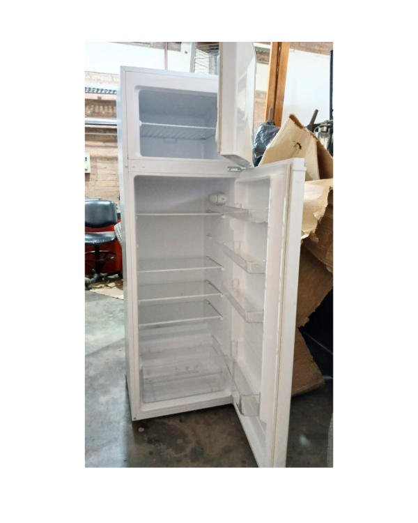 Producto - Heladera con freezer Philco 230L / Poco uso