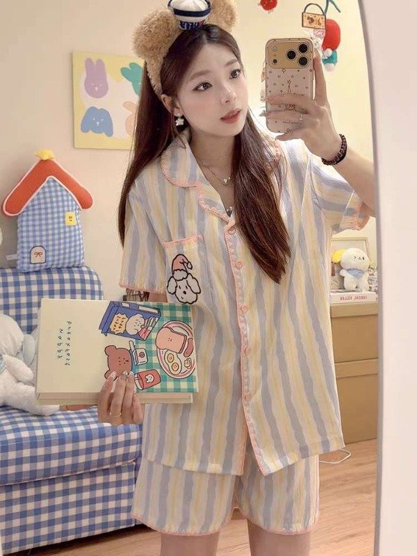 Producto - Pijama a rayas de 2 piezas - 0