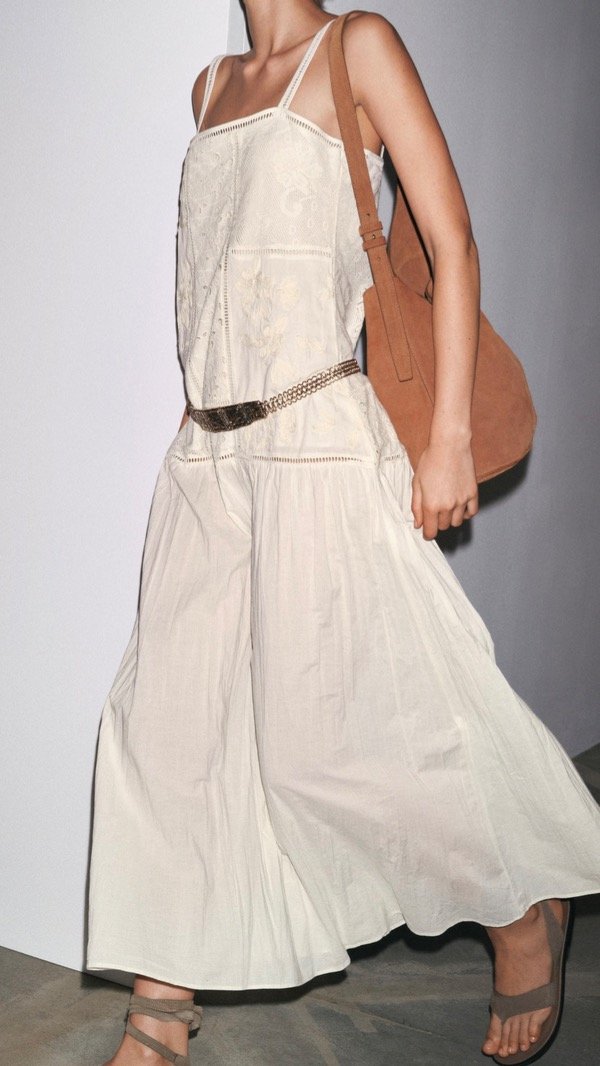 Producto - Vestido patchword embroidered Zara