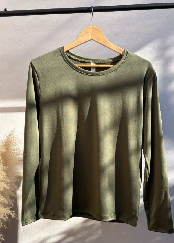Producto - Camiseta modal verde militar