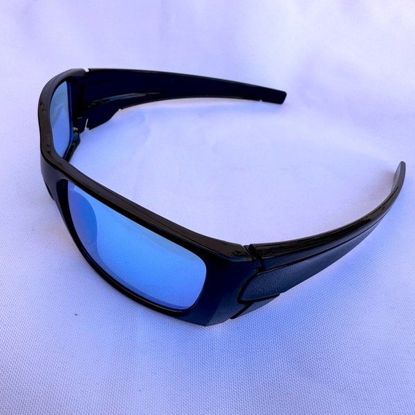 Producto - LENTES DEPORTIVOS MARCO COMPLETO NEGRO LENTE AZUL