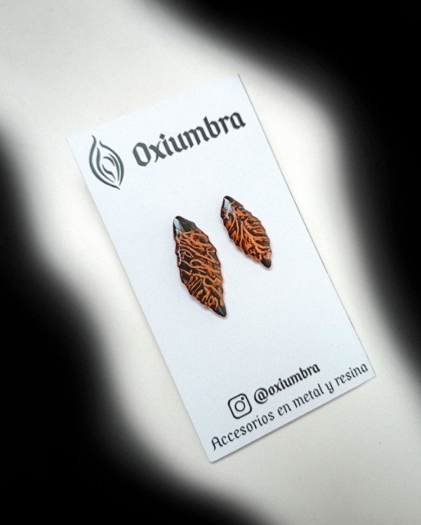 Producto - Aretes Asimétricos Hoja (cobre y negro)