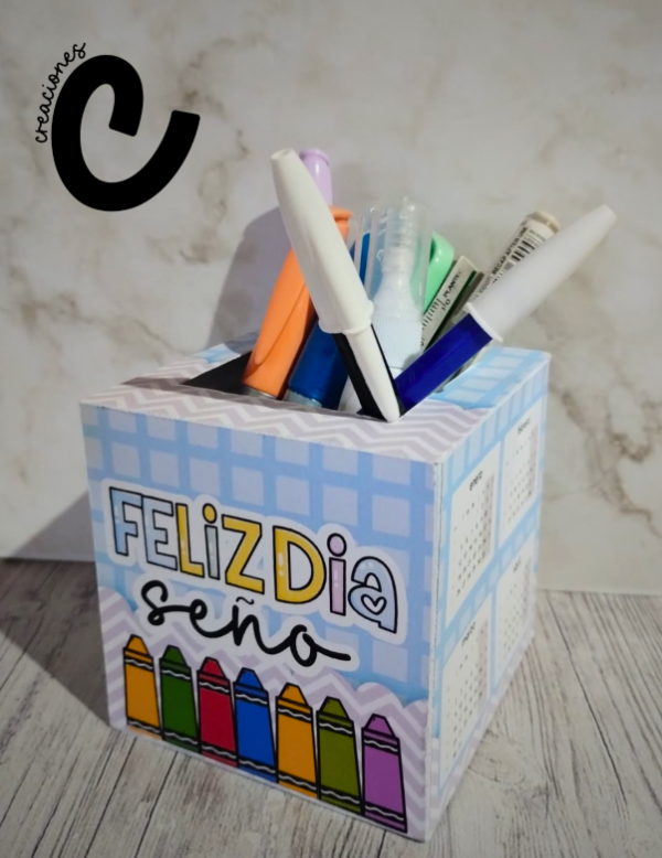 Producto - CUBO PORTA LAPICES