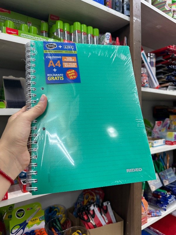 Producto - Cuaderno A4 Verde Rayado 160 + BOLIGRAFO GRATIS
