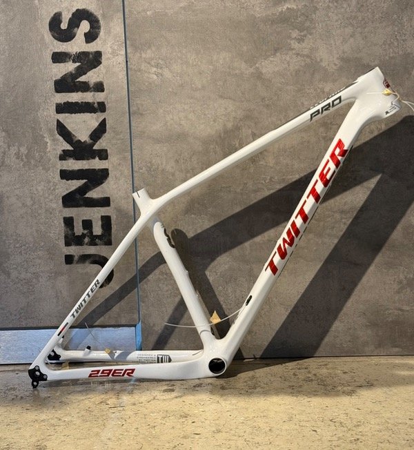 Producto - Cuadro TWITTER Leopard Pro Blanco