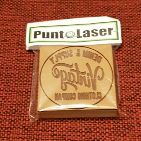 Producto - Bajo Relieve - 6 x 6 cm - Cod. 4019