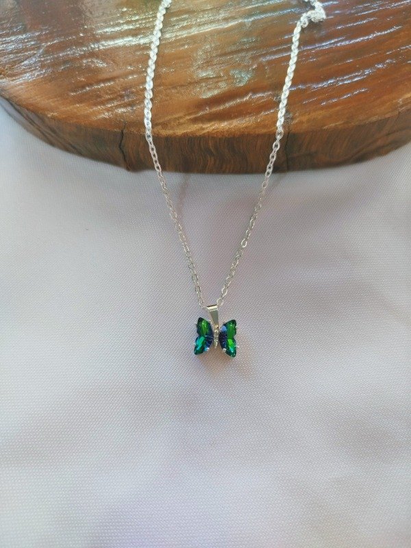 Producto - Collar mariposa verde ab