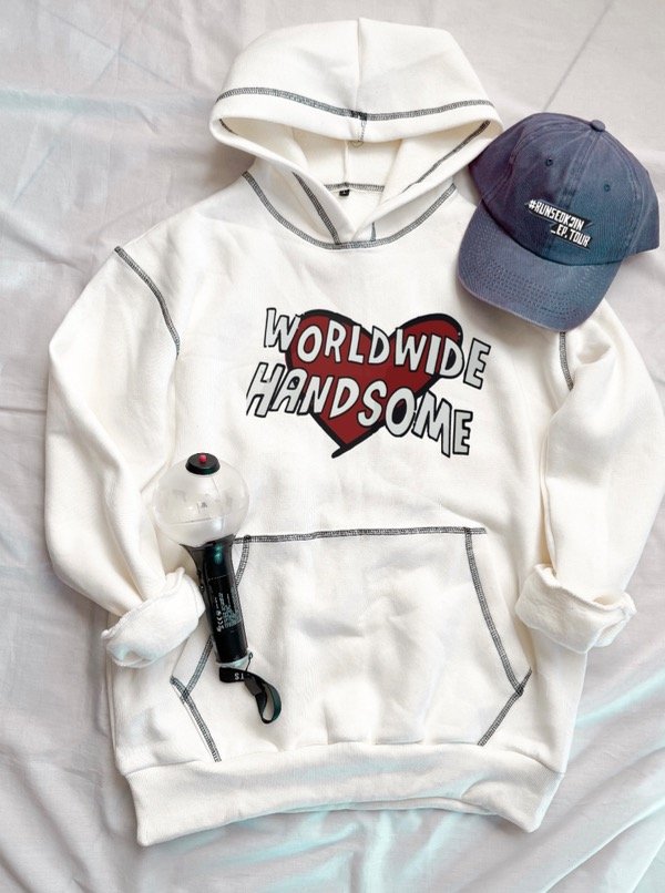 Producto - REMERA O BUZO WORLDWIDE HANDSOME