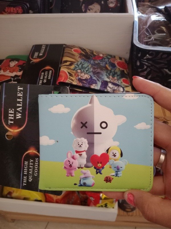 Producto - Billetera bts (bt21)