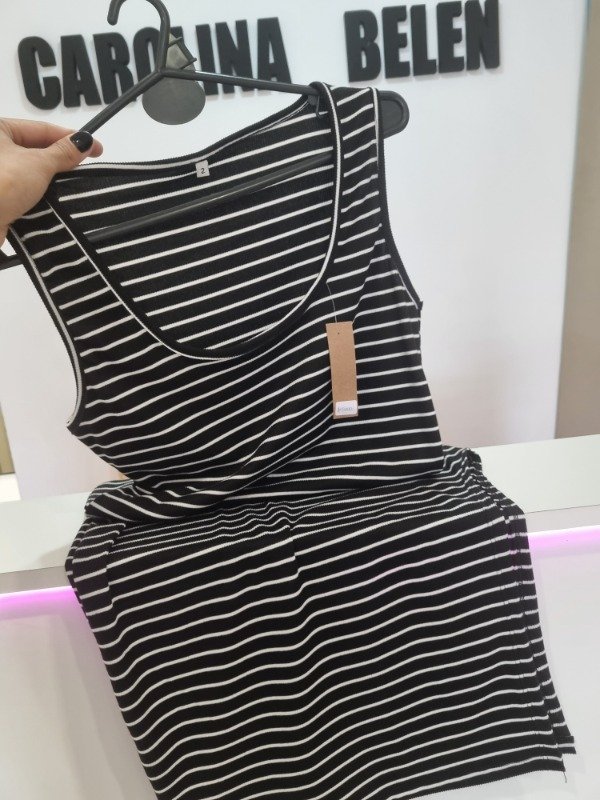 Producto - Vestido largo rayado