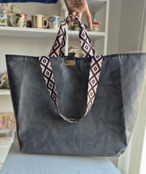 Producto - Bolso Grande Gris/Flores