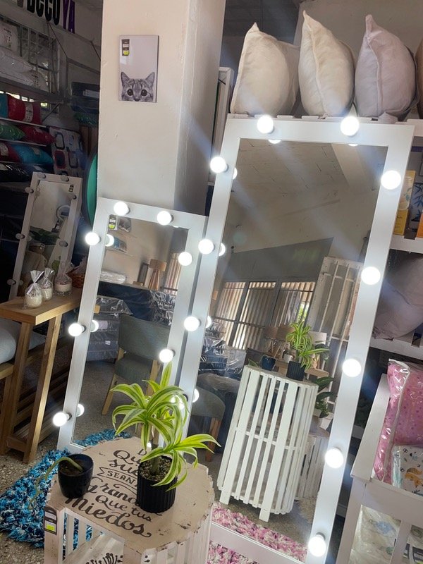 Producto - Espejo con luces