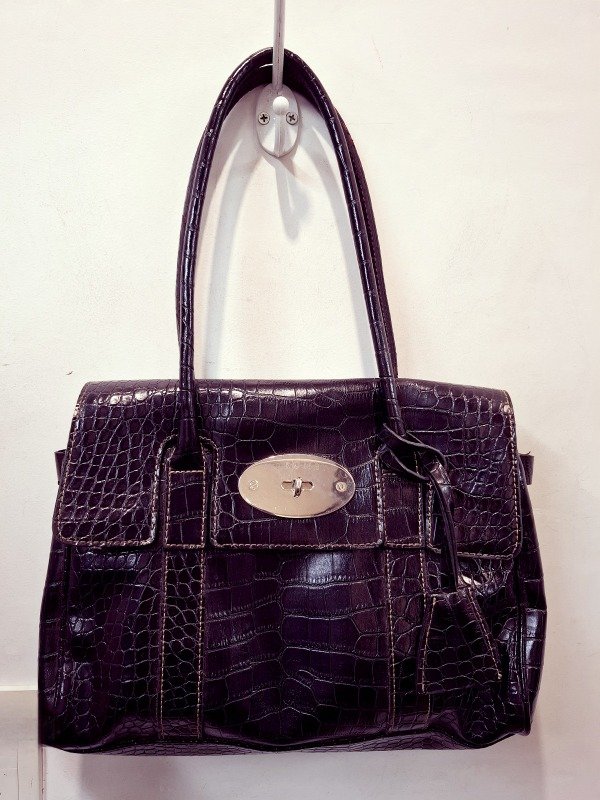 Producto - Cartera cuero Prune