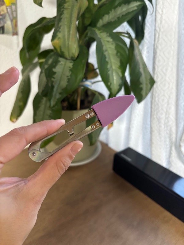 Producto - Funda protectora para tijera cortahílos