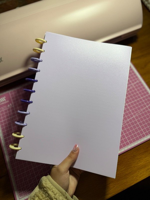 Producto - Cuaderno lila