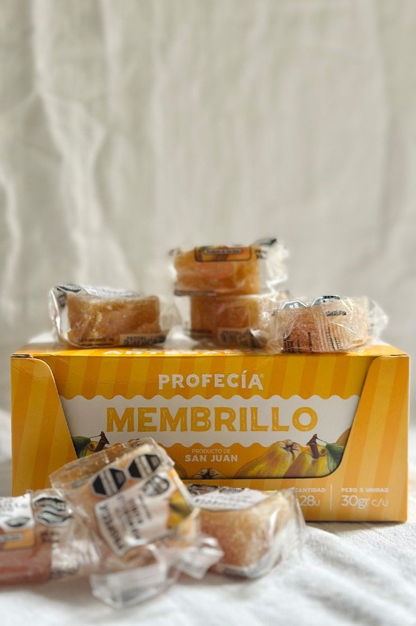 Producto - Membrillos Profecia Caja 28 unidades 35 gr